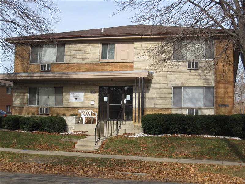 W.G. Apartments