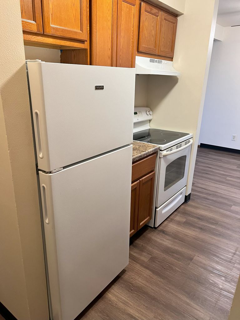 Mead Ave Apartments