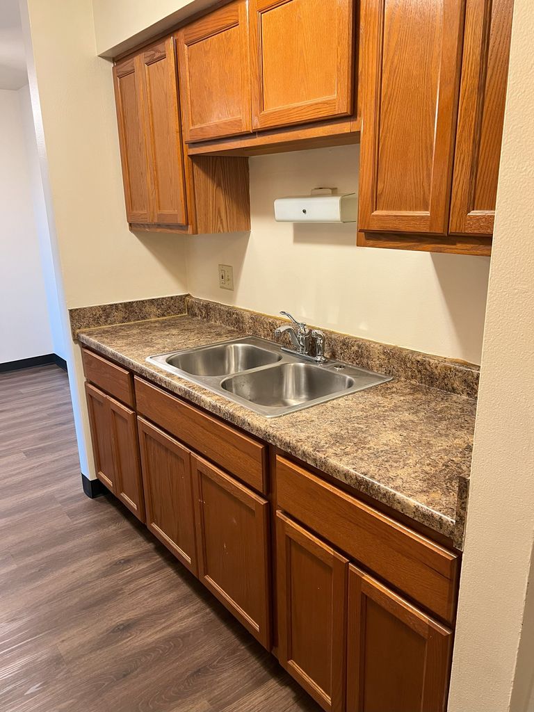 Mead Ave Apartments
