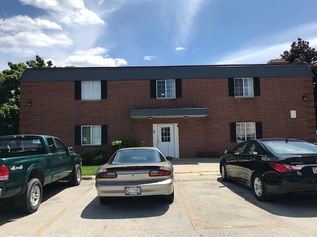 Mead Ave Apartments